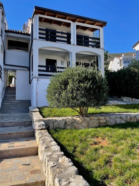Residence4A-Appartamento Bianco Ravni Kültér fotó